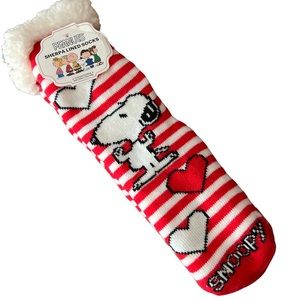 Valentines Snoopy Peanuts slipper socks Sherpa lined non-slip hearts striped NWT